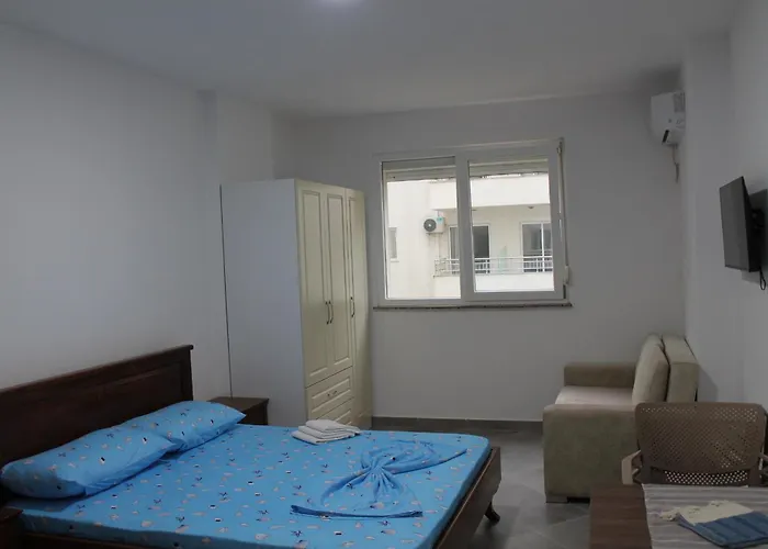 Djonis Daire Shëngjin